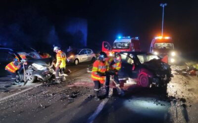 SAINT-ALEXANDRE: Choc frontal cette nuit entre deux véhicules
