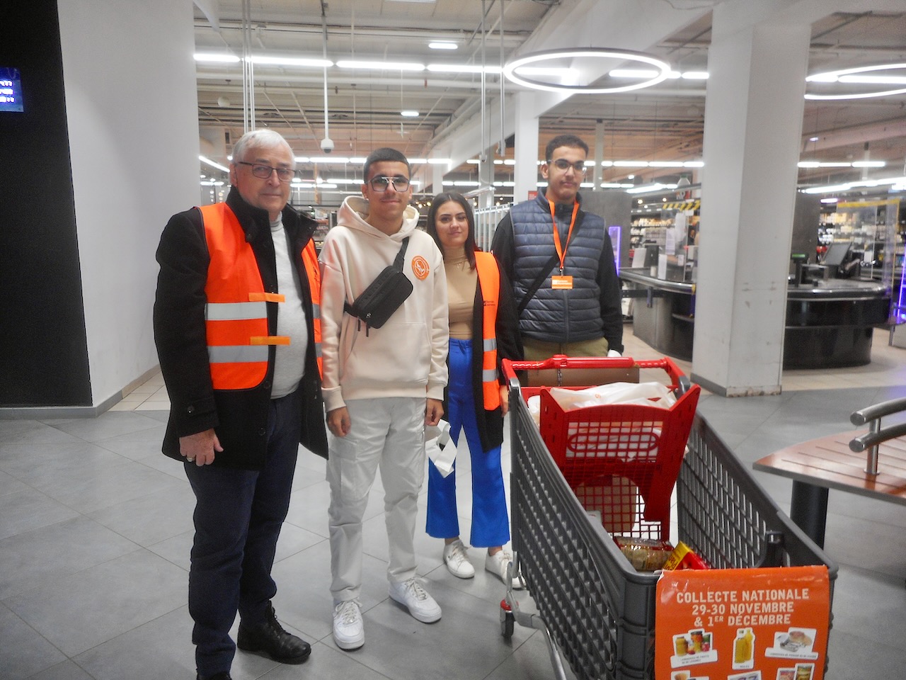 Bagnols Sur Cèze : L’Entraide protestante collecte 5 tonnes de vivres avec la Banque alimentaire