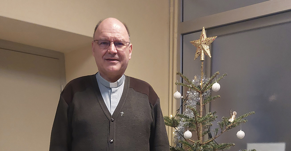 Portrait du Père Luc Mellet, nouveau curé de la paroisse de Bagnols-sur-Cèze