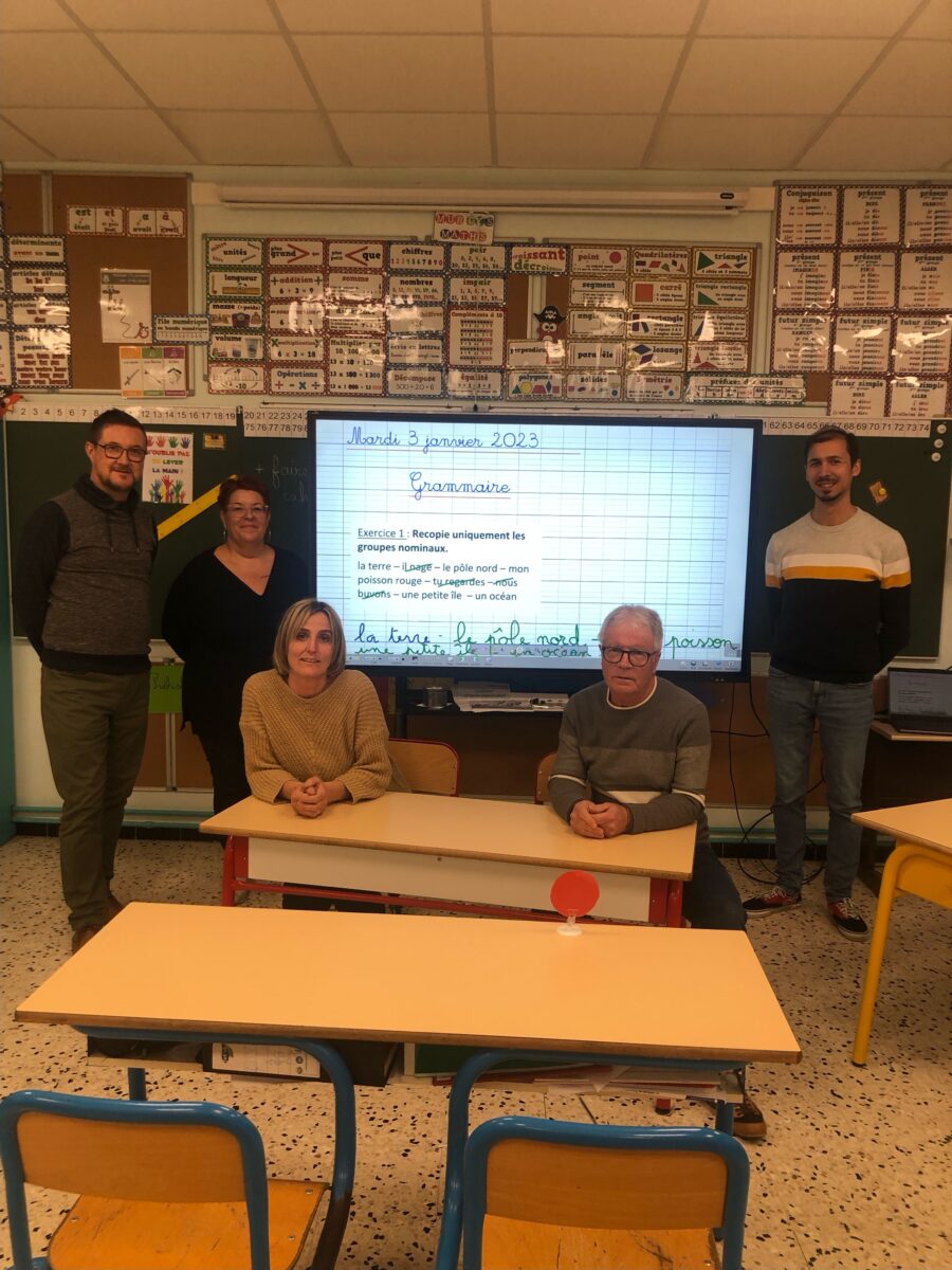 Connaux : l’école communale est équipée d’un tableau numérique interactif !