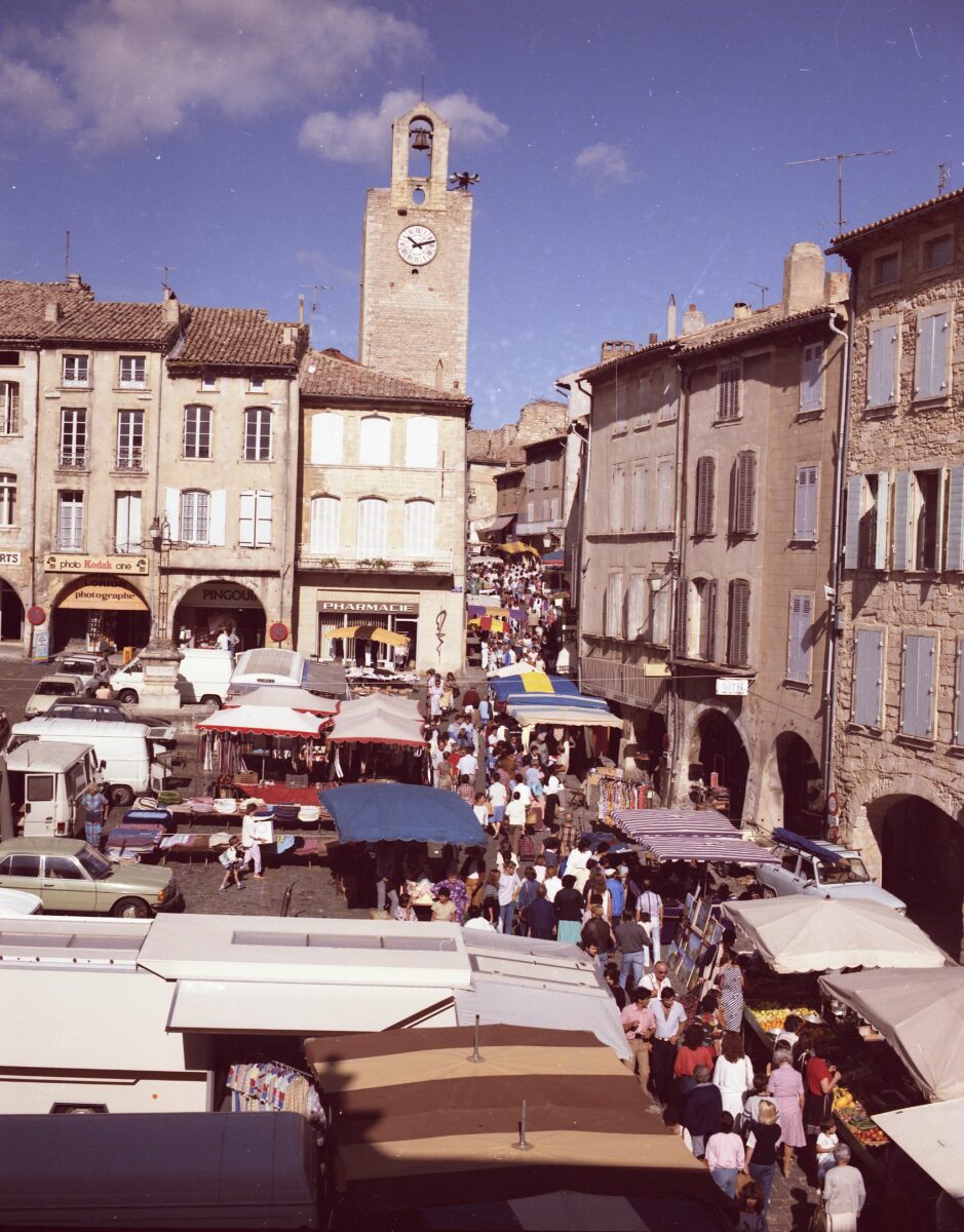 Bagnols-sur-Cèze : symbole de la ville, le marché fête ses 800 ans !