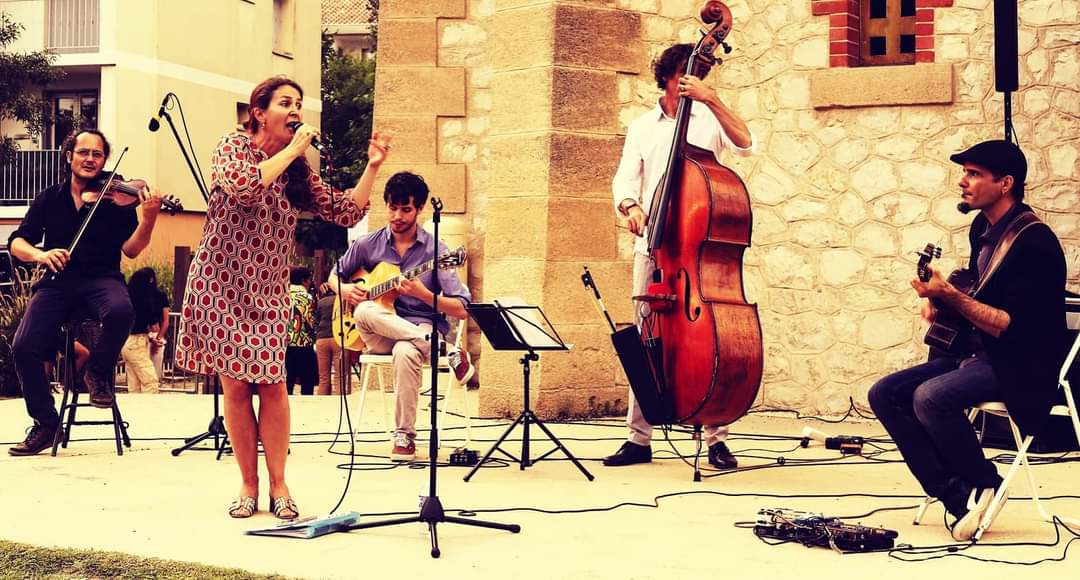 Bagnols : Un tourbillon de jazz manouche ce soir Place du Chateau avec Gavali !