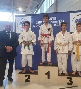 Le karaté club Shotokan de Bagnols ramène 7 médailles des championnats du Gard