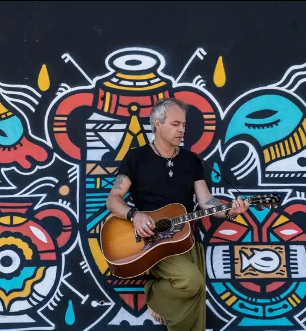 Nicolas Bravin, ancien guitariste de Louis Bertignac, en concert aux Halles de la Cèze ce jeudi !