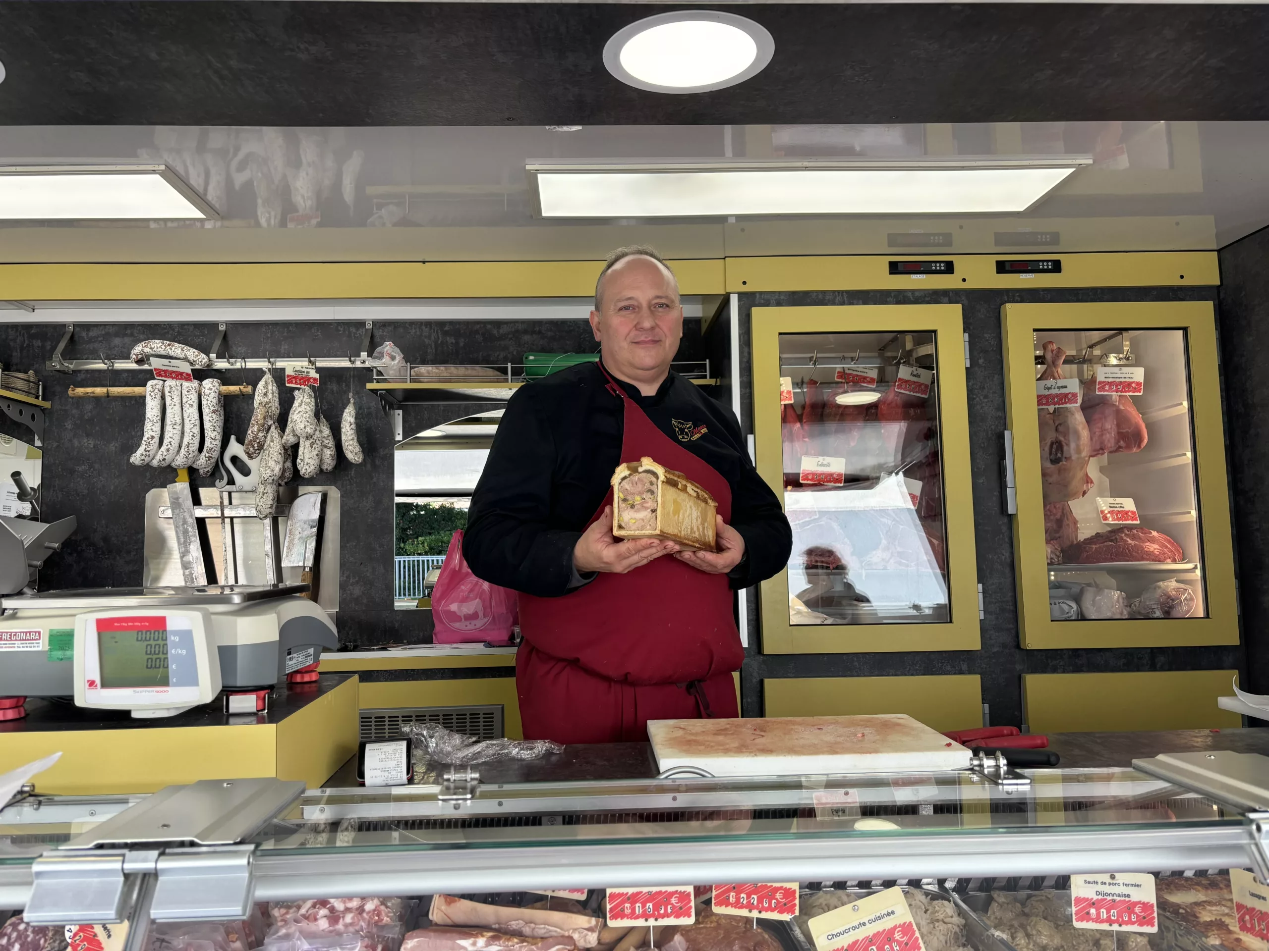 Gard rhodanien : rencontre avec Laurent Schenkels, boucher charcutier de Cavillargues et médaillé d’or du concours Gard Gourmand