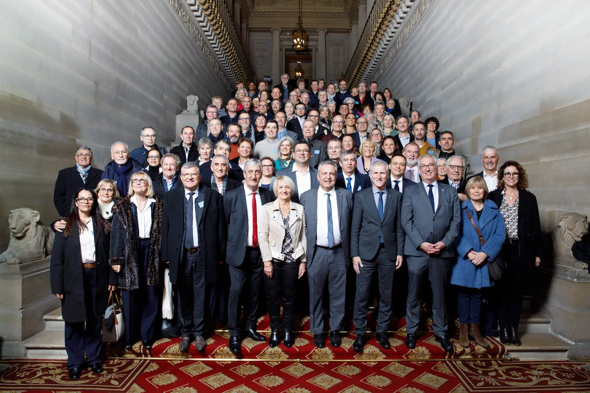 Plus de 180 élus gardois reçus au Sénat