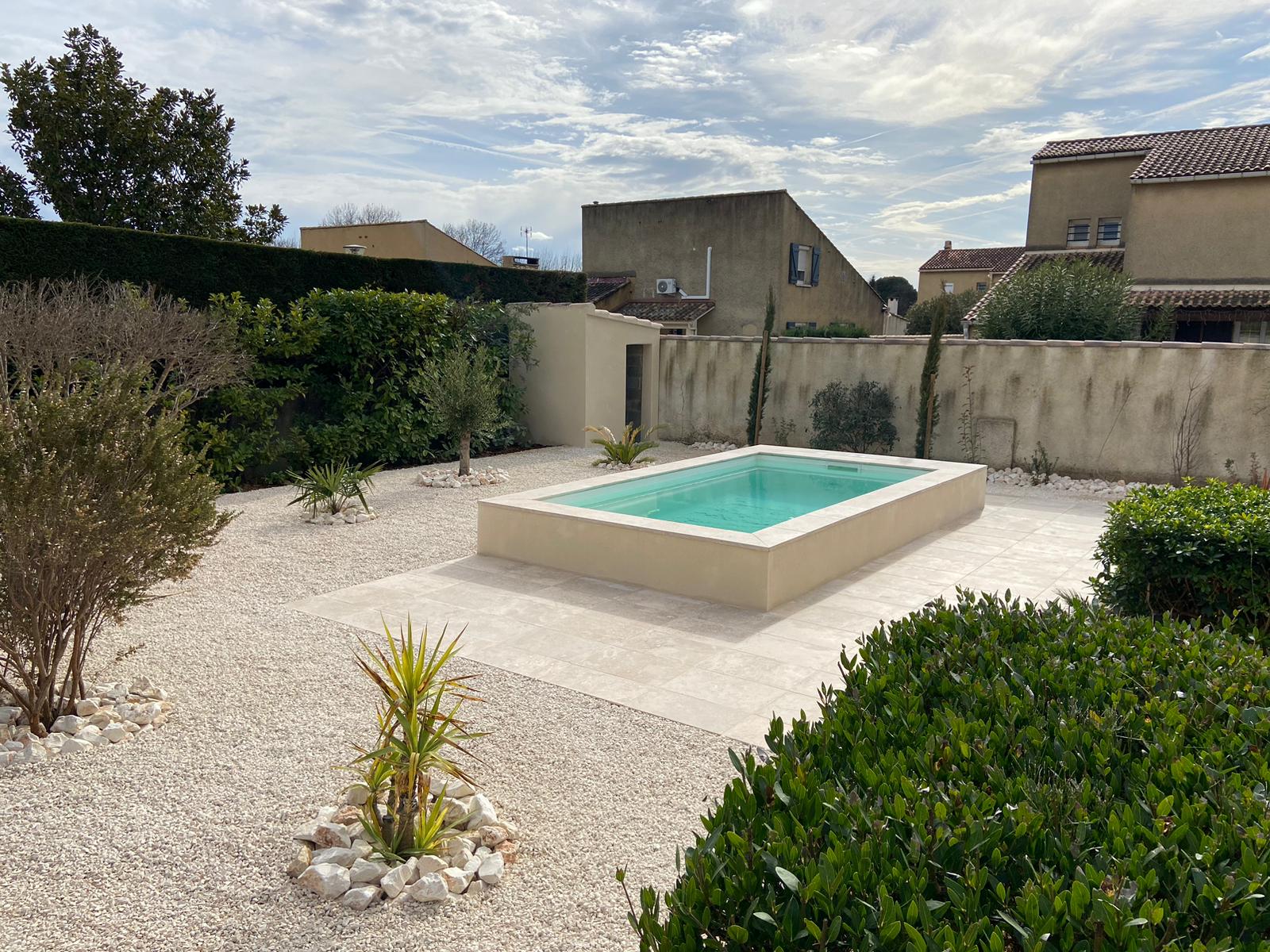 La Piscine Apéro : une oasis de convivialité dans un petit espace !