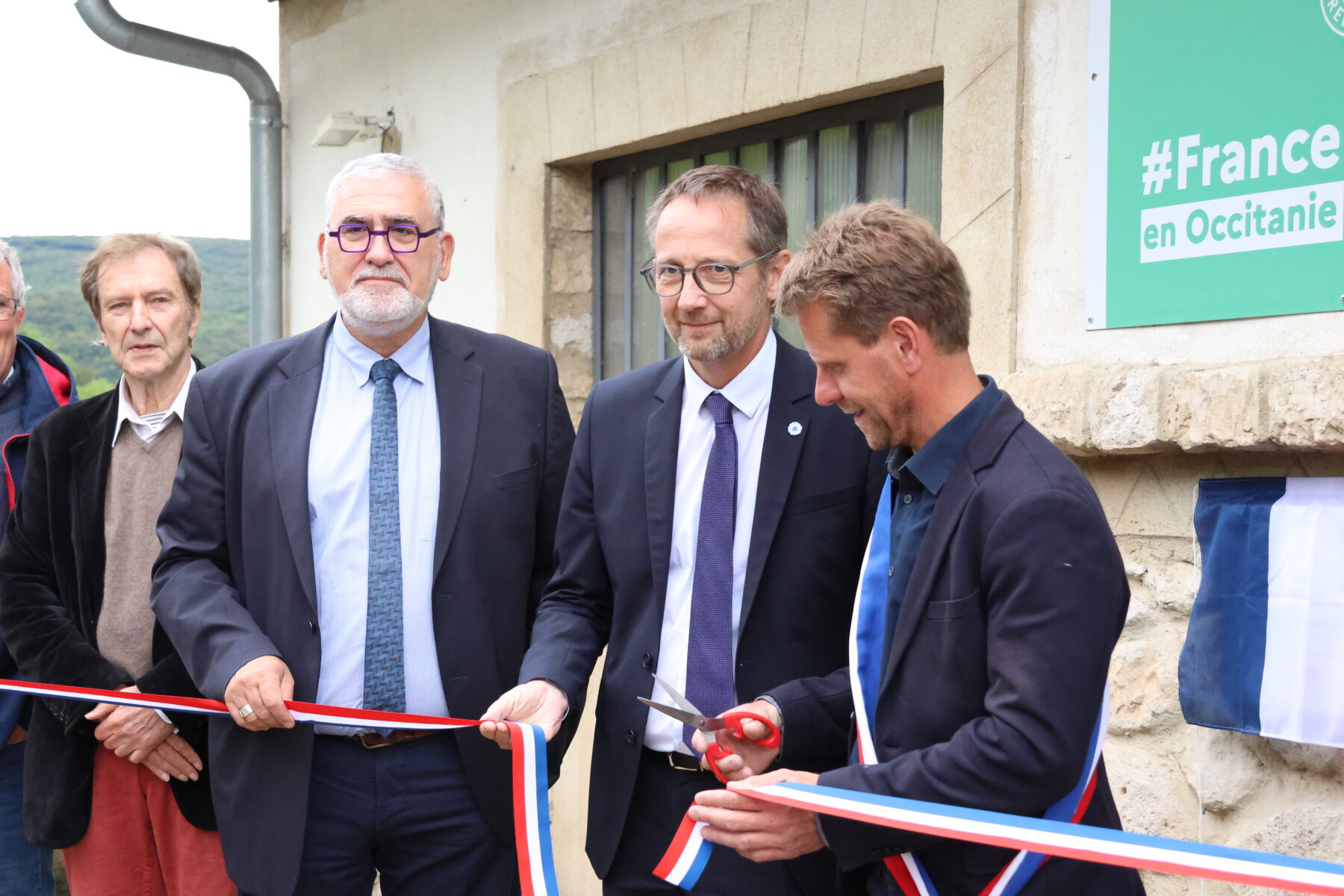 Le Préfet du Gard en visite à Montclus pour inaugurer l’ancienne cave coopérative réhabilitée en recyclerie