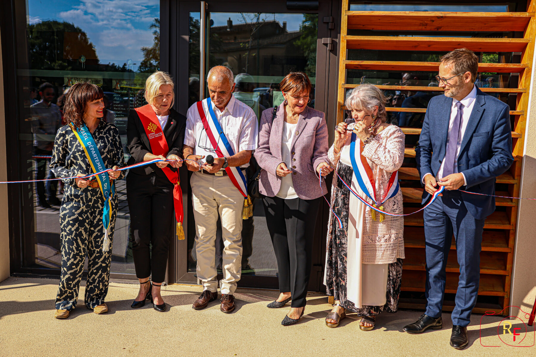 Vénéjan : la boulangerie “Tradition et Gourmandise” inaugurée en présence du Préfet du Gard