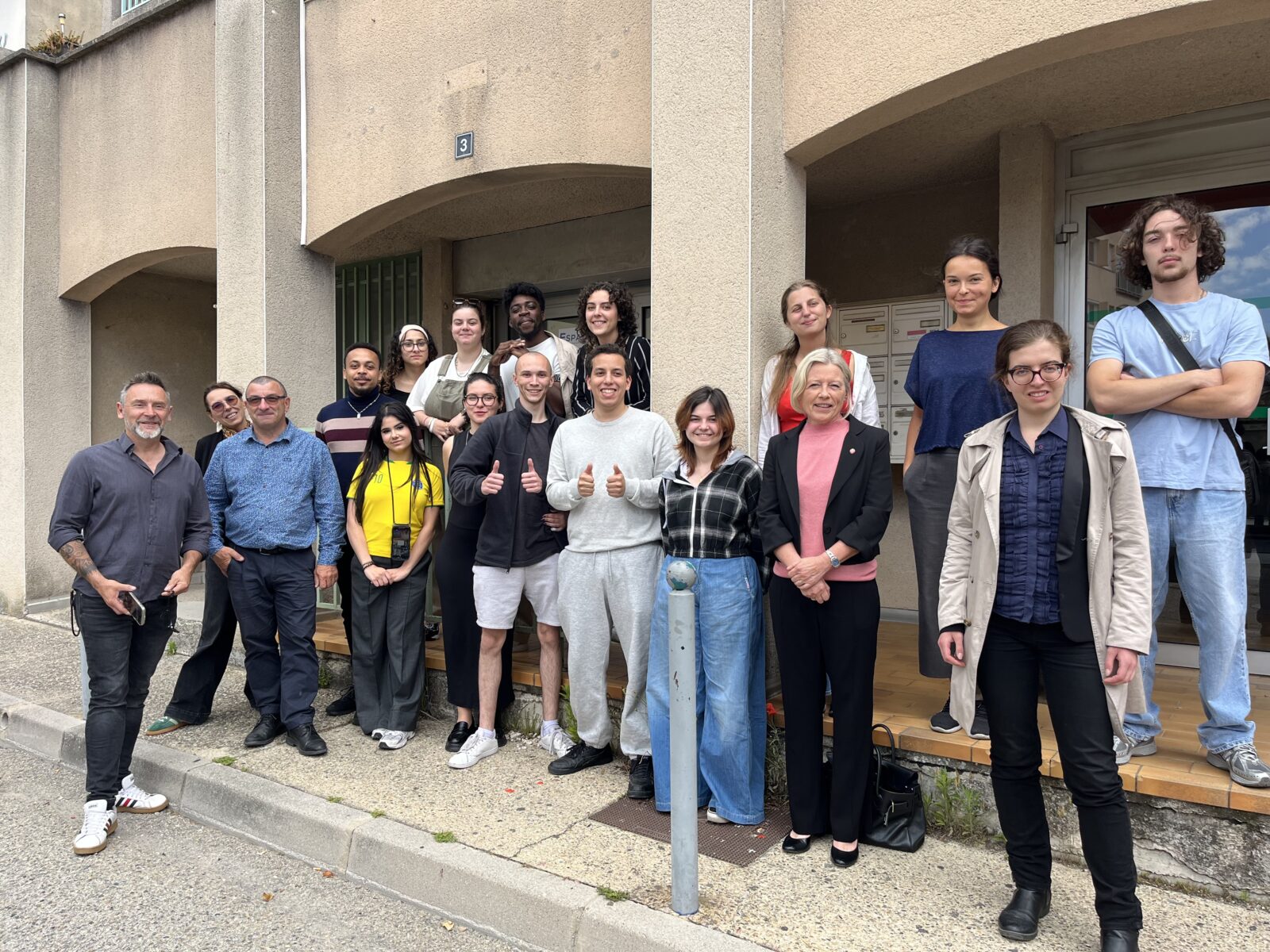 BAGNOLS-SUR-CEZE : very good trip pour les jeunes de la Mission Locale, à peine rentrés de Berlin