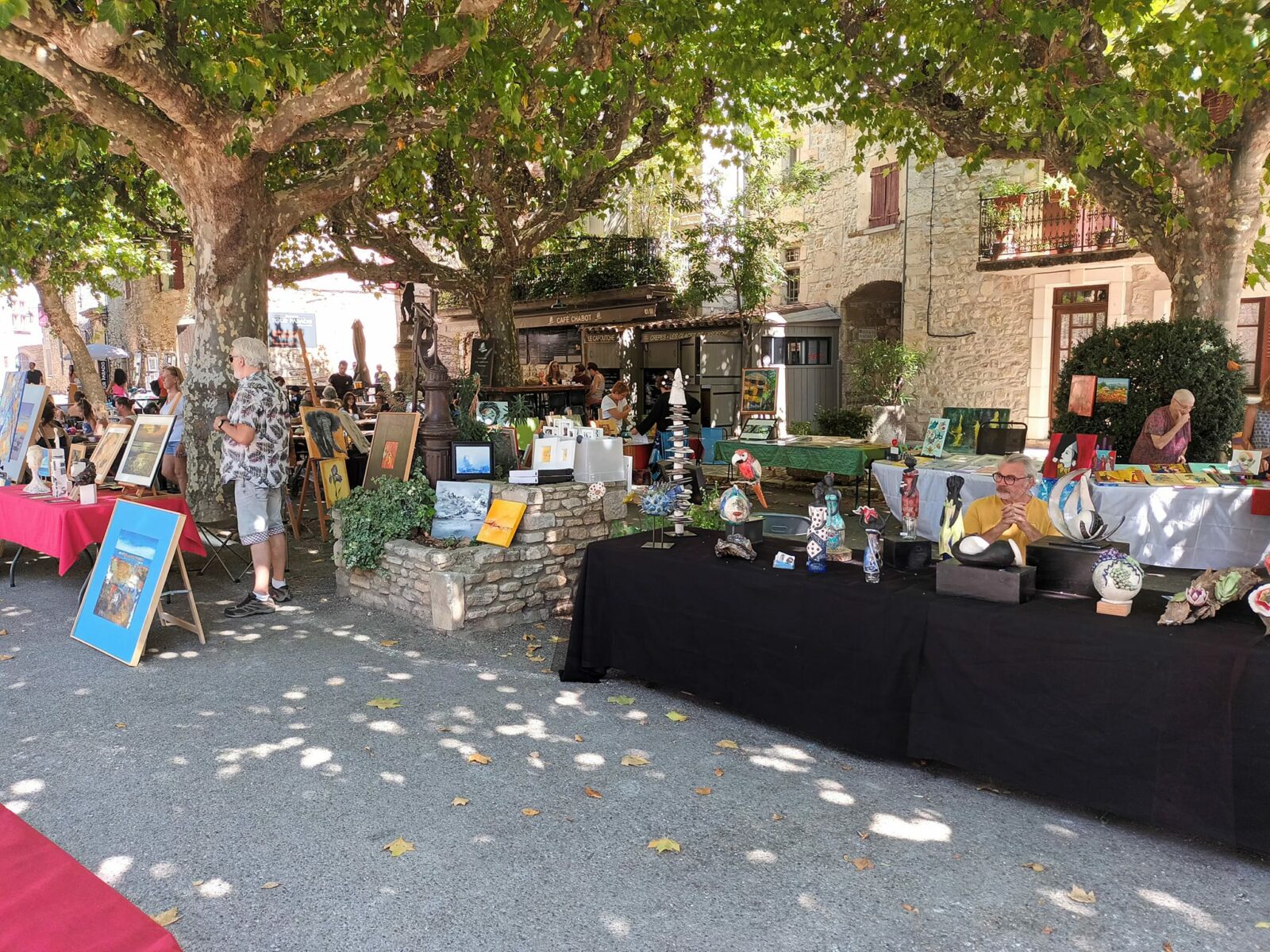 Aiguèze : rendez-vous le 4 août pour la 5e édition du Salon des Peintres Aiguèze en Couleurs