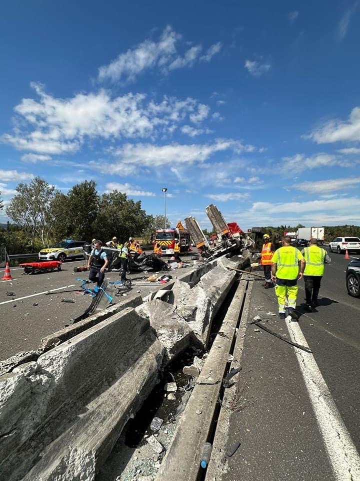 Accident sur l’autoroute, fête votive et départ en week-end : le cocktail explosif qui a paralysé les routes du Gard rhodanien