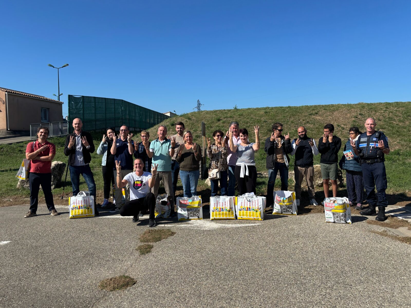 World Clean Up Day 2024 : le Gard rhodanien se mobilise pour un environnement propre