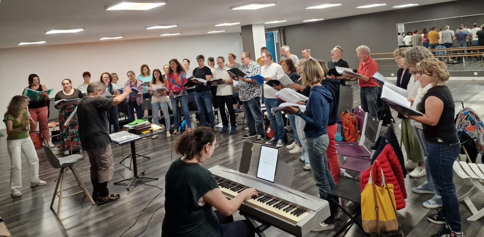 Bagnols-sur-Cèze : le retour émouvant de la chorale La Jouvènço en concert à Laudun