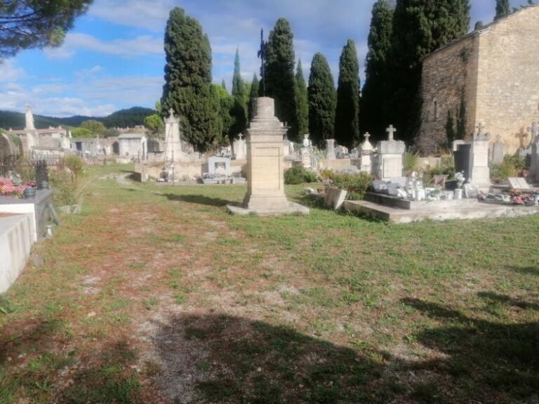 Laudun-L’Ardoise : la commune engage la dernière phase de reprise des concessions abandonnées au cimetière communal