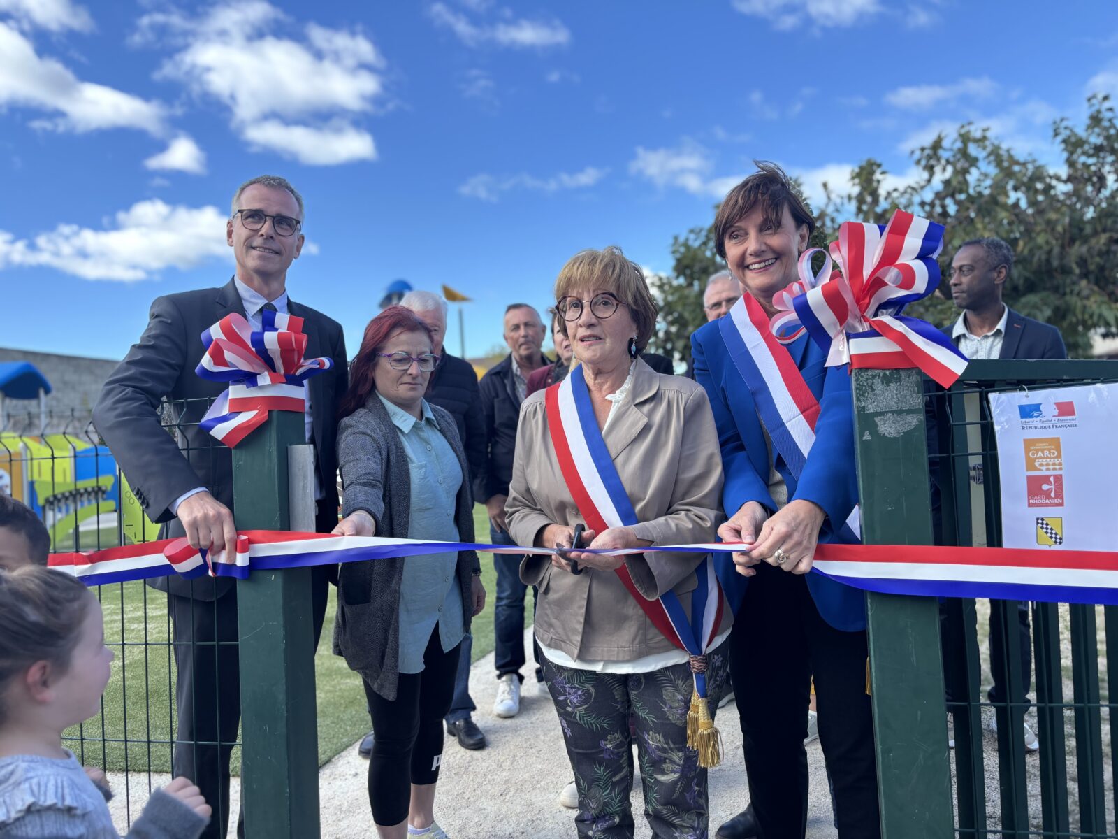 Gaujac : l’aire de jeu inaugurée en présence du secrétaire général de la Préfecture 