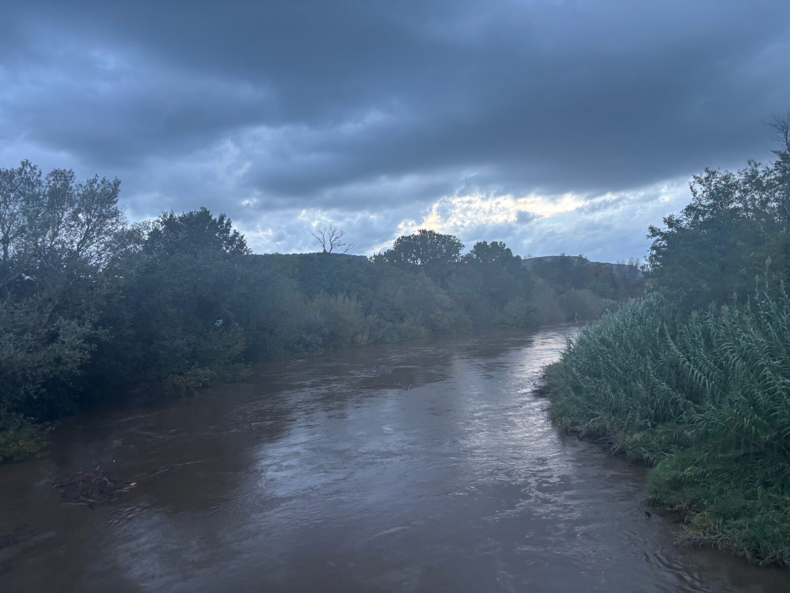 Codolet : la RD765 reliant le village à la RN580 fermée en raison de la crue de la Cèze