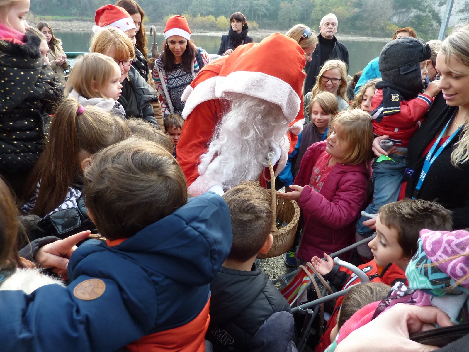 Aiguèze – St-Martin-d’Ardèche : marché de Noël le dimanche 1er décembre