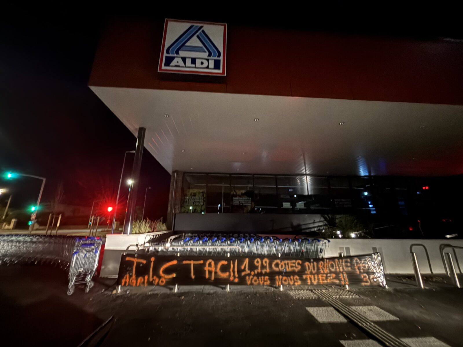 Agriculteurs gardois : une nuit de mobilisation à travers le Gard rhodanien contre le Mercosur et les prix déloyaux