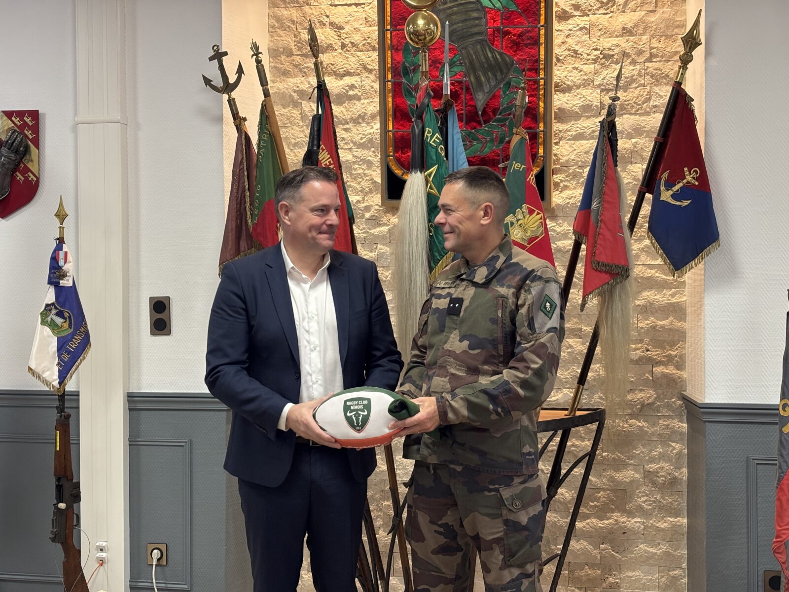 Le 1er REG et l’Armée de Terre à l’honneur lors de démonstrations en marge du prochain match du Rugby Club Nîmois