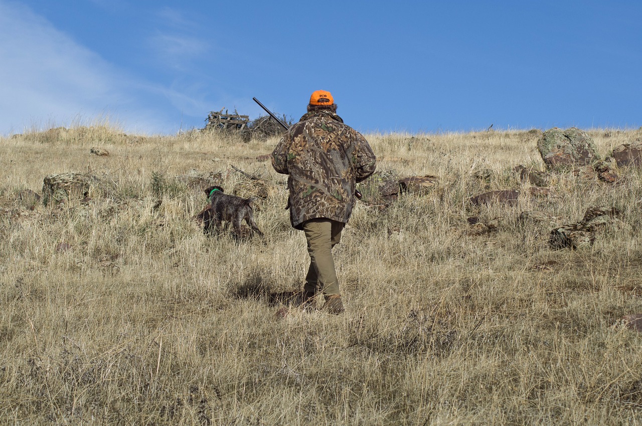 Un chasseur gravement blessé après une chute de 10 mètres à Lussan