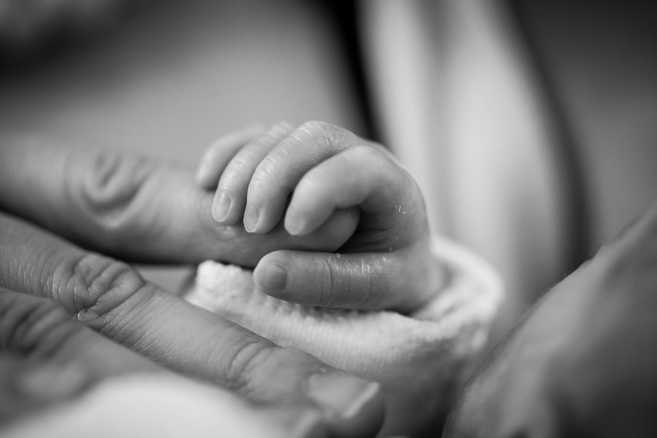 Adel, premier bébé de l’année, est né à l’hôpital de Bagnols-sur-Cèze ce 1er janvier à 8h08