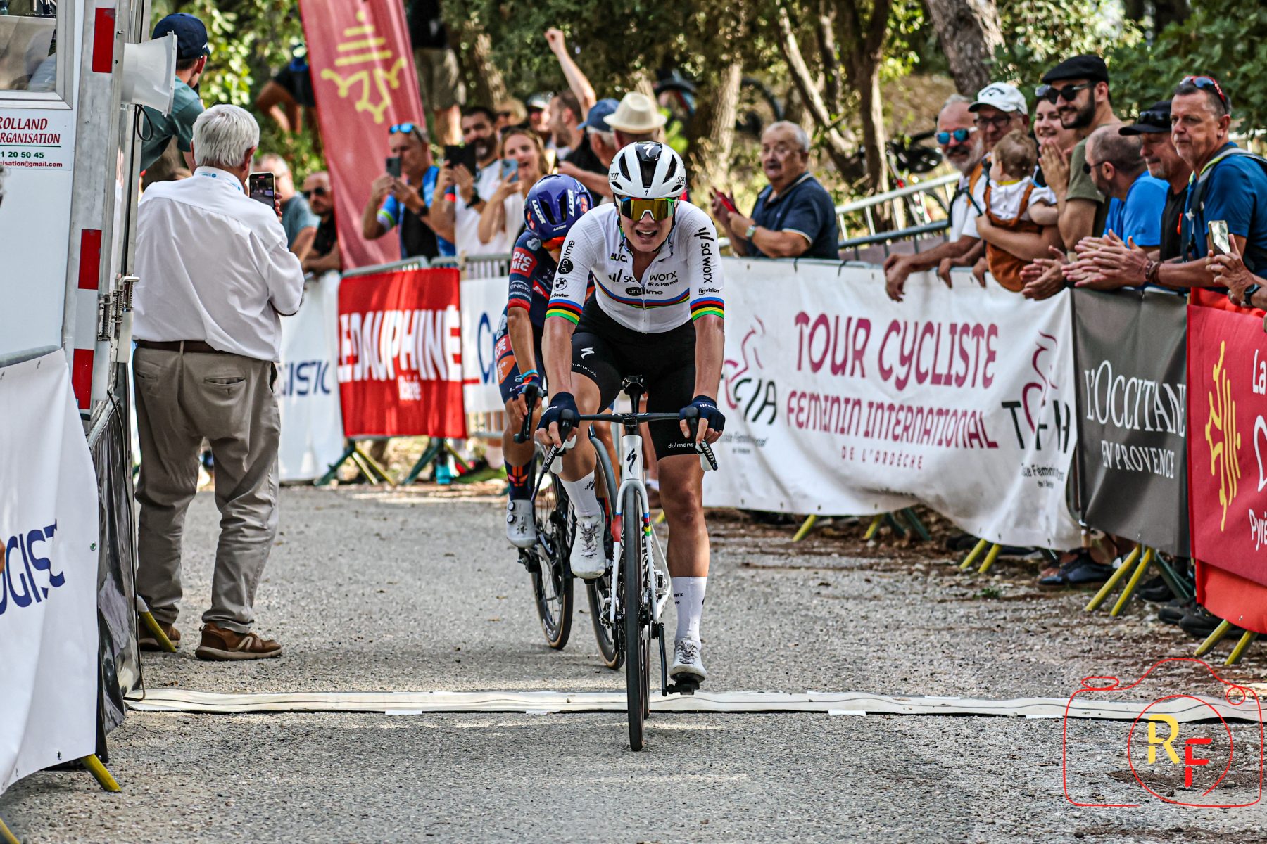 Tour Cycliste Féminin International de l’Ardèche : Lotte Kopecky s’impose en patronne au sommet du camp de César
