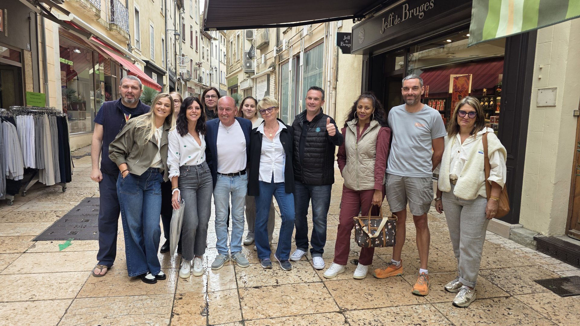 Bagnols-sur-Cèze : « Nous sommes ouverts ! », les commerçants de la rue de la République réaffirment leur vitalité et leur dynamisme