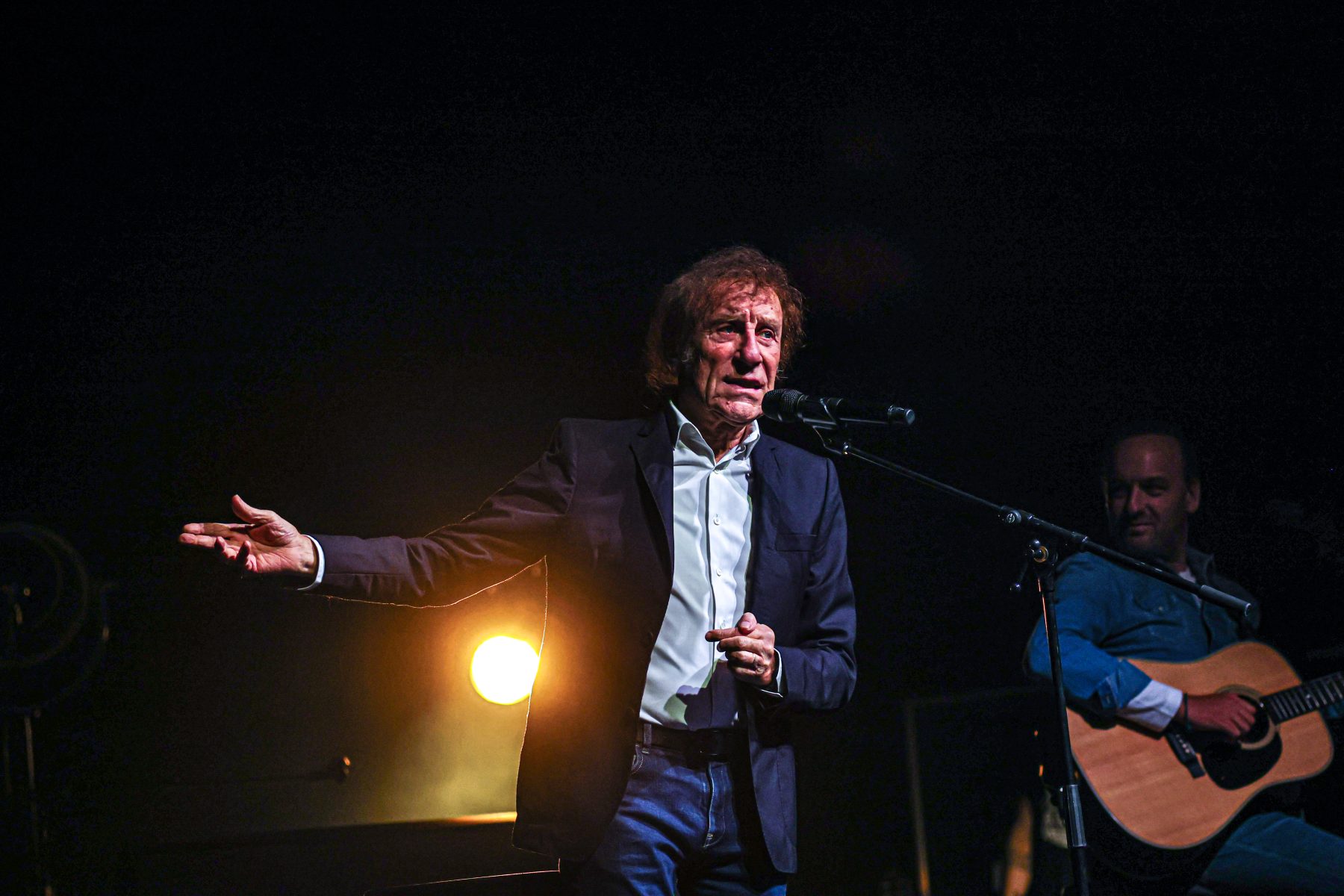 Alain Souchon et ses fils ouvrent la saison culturelle à la Pyramide devant une salle comble