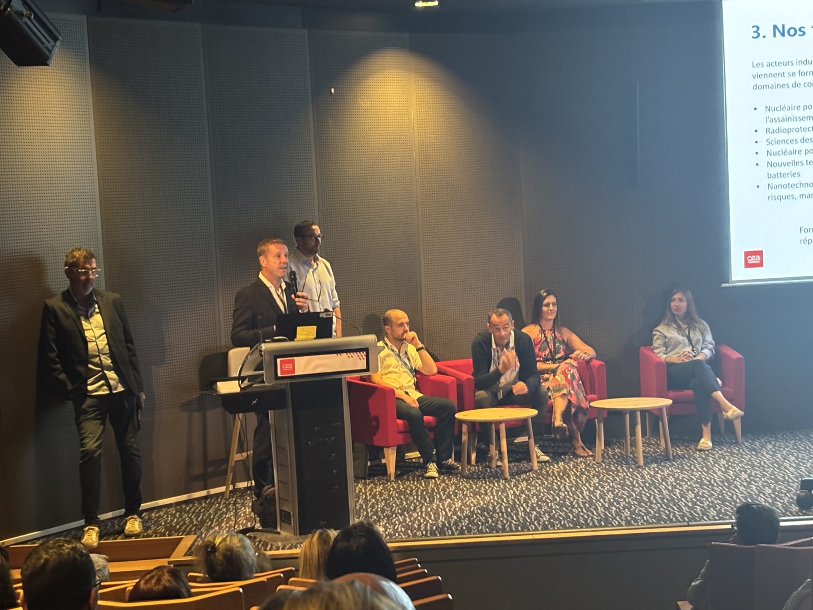 Première cérémonie de remise de diplômes pour les opérateurs en radioprotection à l’INSTN