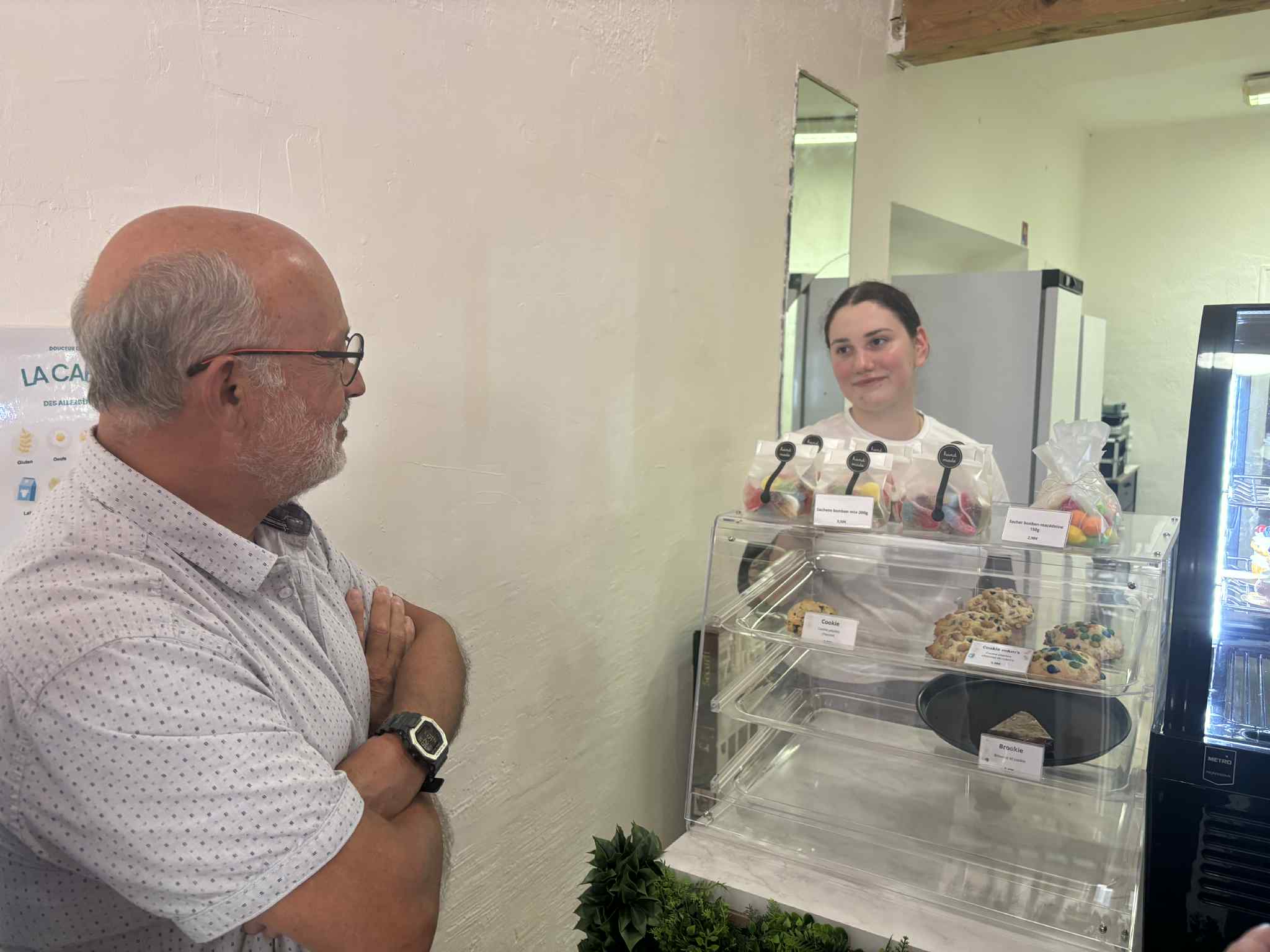 Nouveaux commerces à Bagnols : une visite officielle pour encourager les initiatives locales