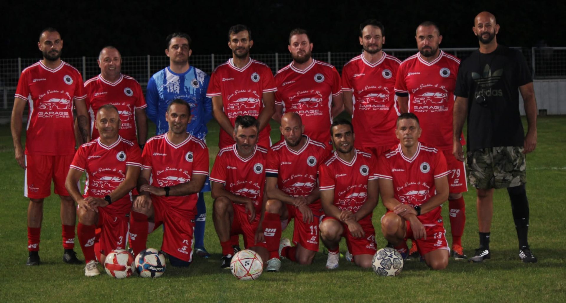 Les vétérans de Pont-Saint-Esprit arborent leurs nouveaux maillots GripActive