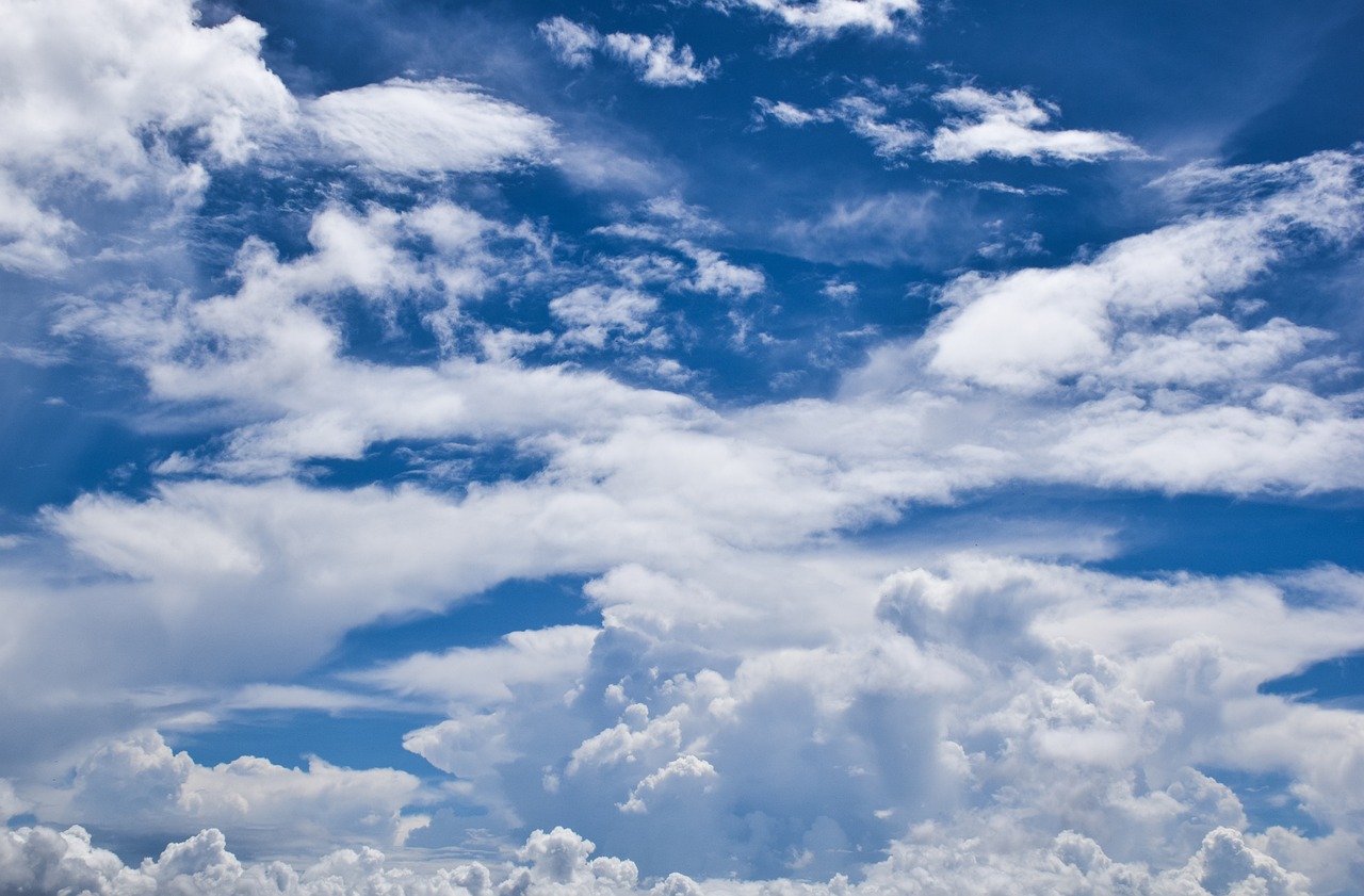 Un lundi 27 octobre agréable sous un ciel légèrement voilé