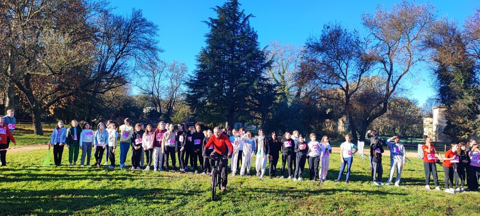 Le collège Saint-Jean de Bagnols-sur-Cèze mobilise 560 élèves pour le cross solidaire au profit d’ELA