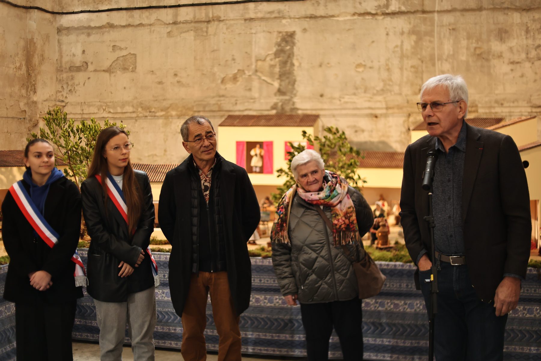 Pont-Saint-Esprit : l’exposition de crèches et santons prend une dimension nationale