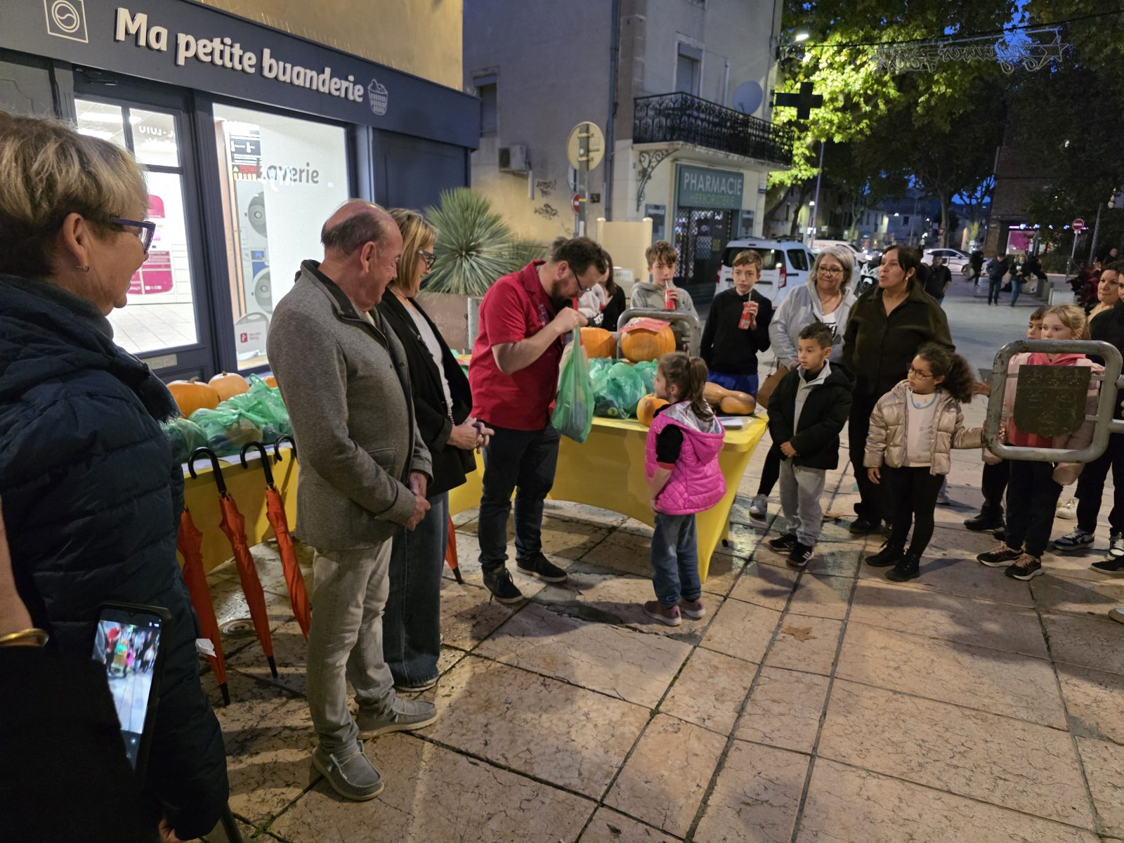 Bagnols-sur-Cèze : les enfants récompensés pour leurs dessins d’Halloween