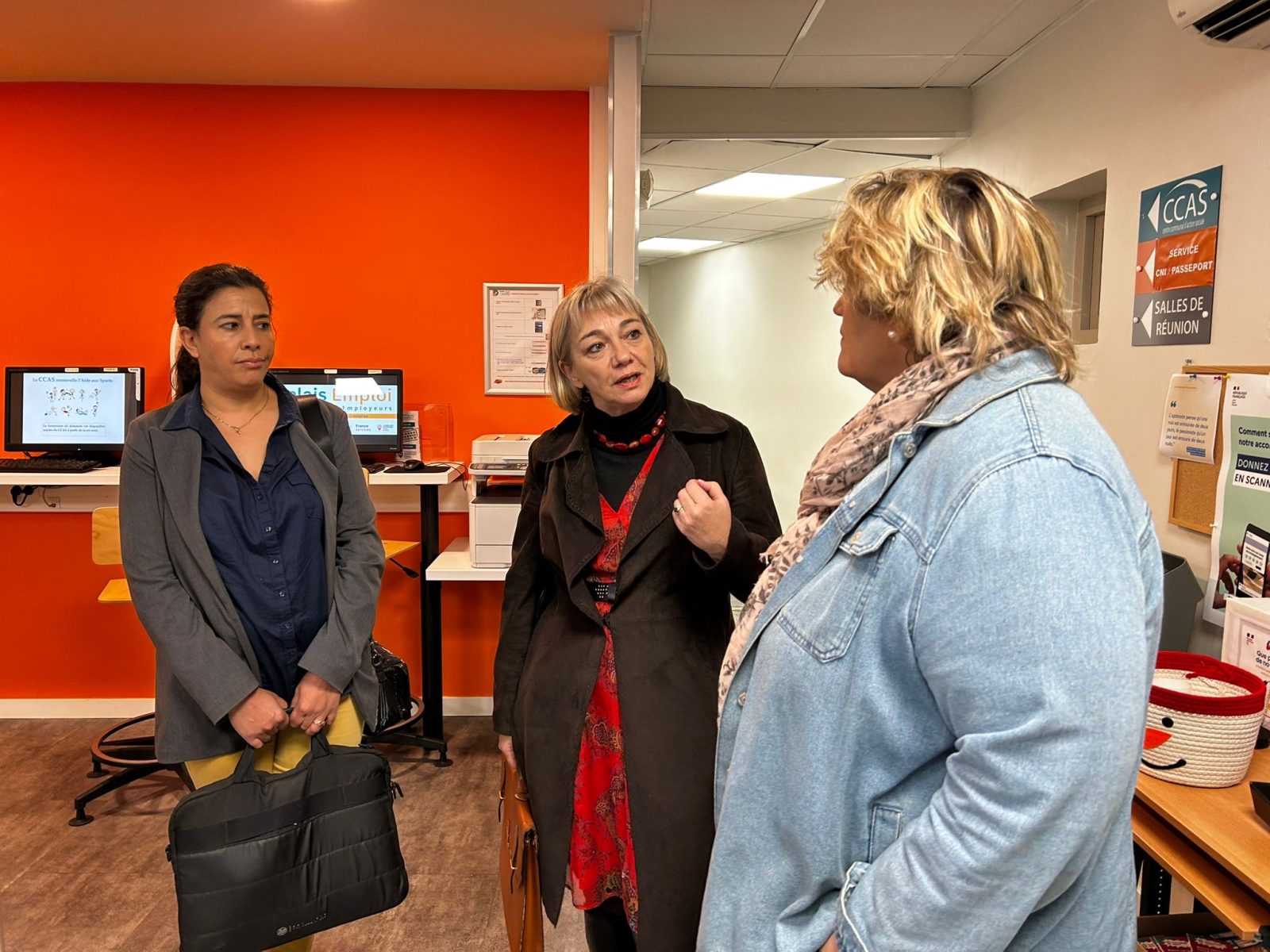  La sous-préfète du Vigan en visite à l’espace France Services de Roquemaure