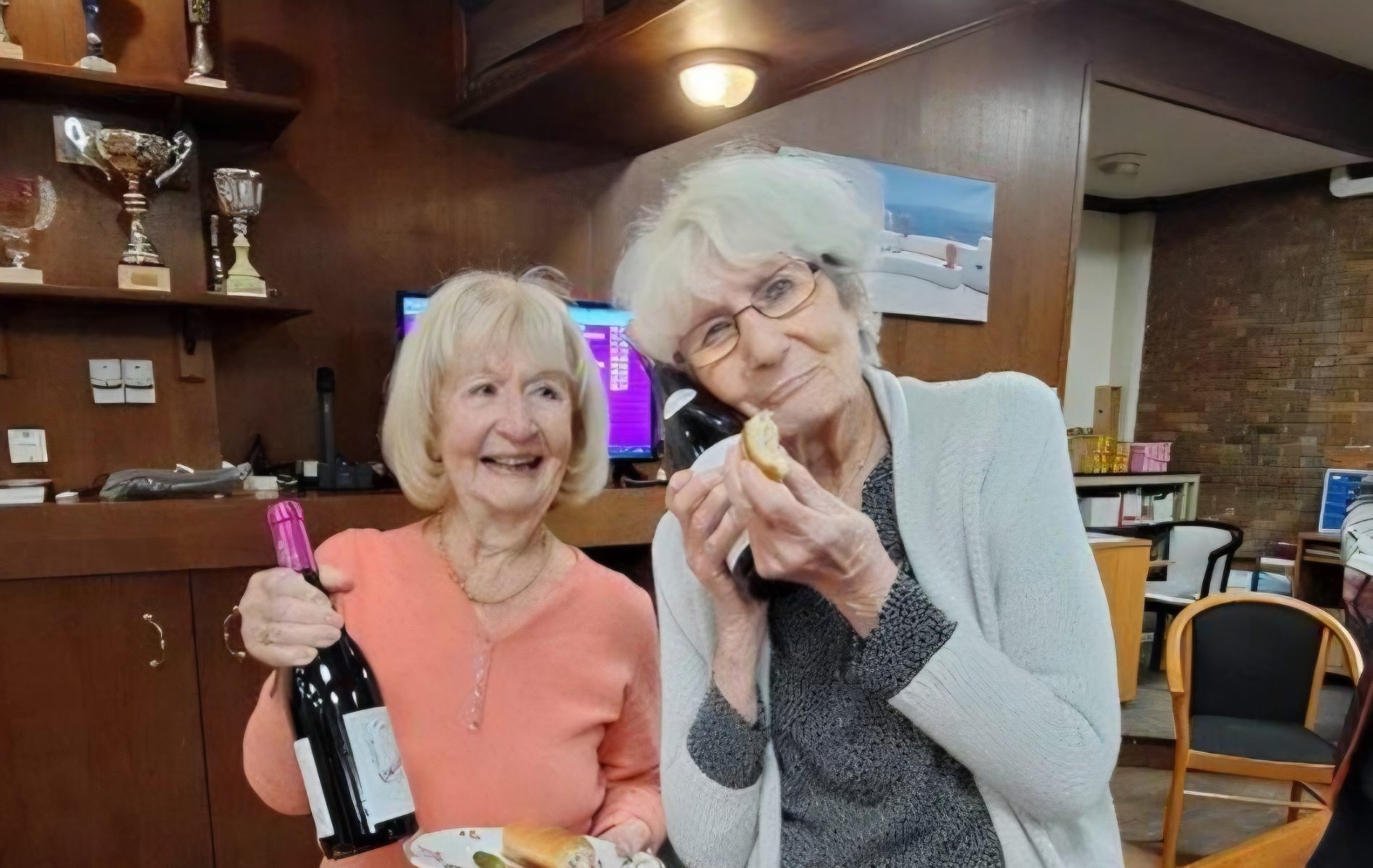 Bagnols-sur-Cèze : un tournoi des vins primeurs placé sous le signe de la convivialité pour le Bridge Club Bagnols Marcoule