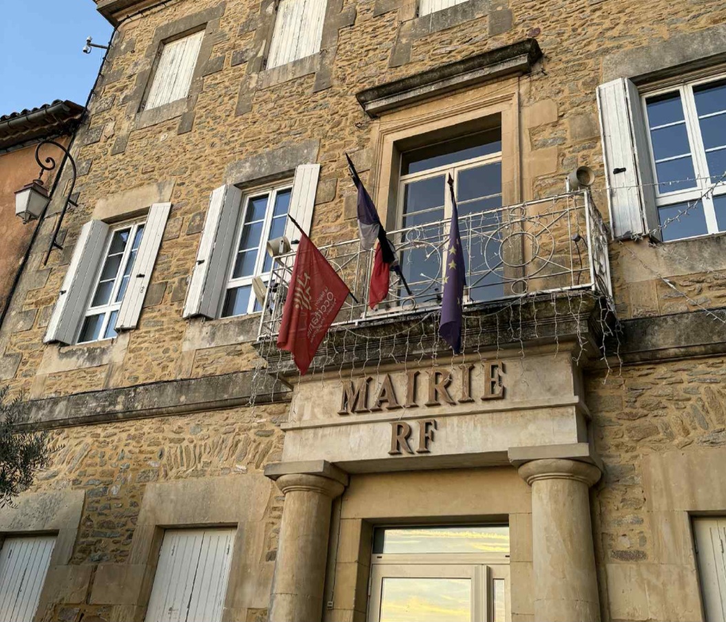 Connaux met ses drapeaux en berne pour les 10 ans des attentats du 13 novembre 2015