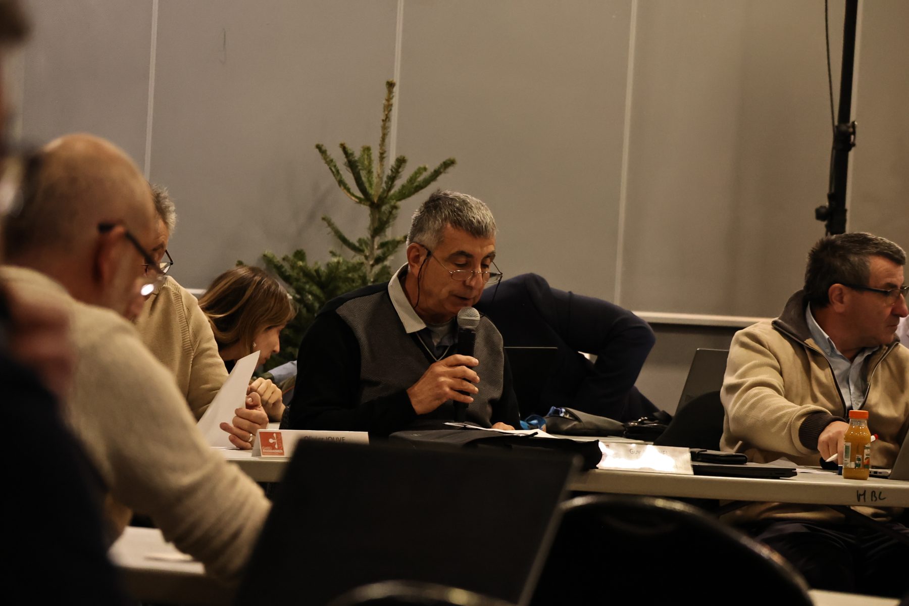 Municipales à Saint-Laurent-de-Carnols : Guy Aubanel élu dès le premier tour