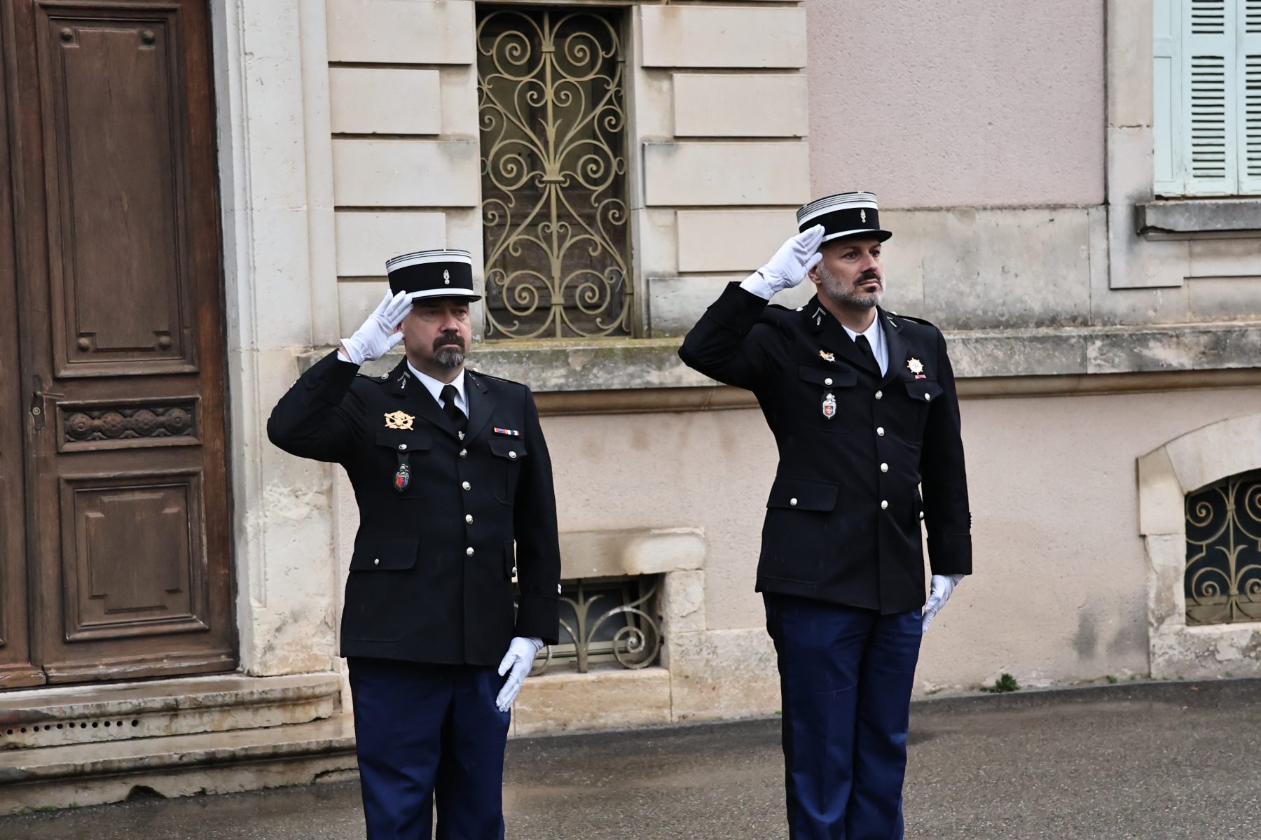 Pont-Saint-Esprit : le lieutenant Vincent Bertin prend le commandement de la communauté de brigades