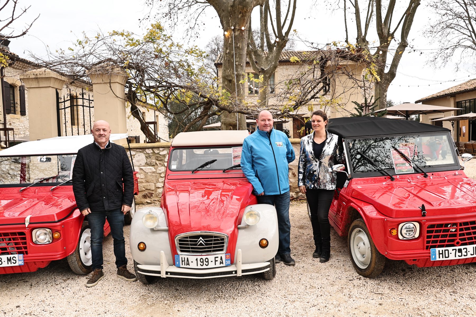 Puravida : du kayak sous le pont du Gard aux balades en Méhari électriques, une aventure touristique lancée par une bagnolaise