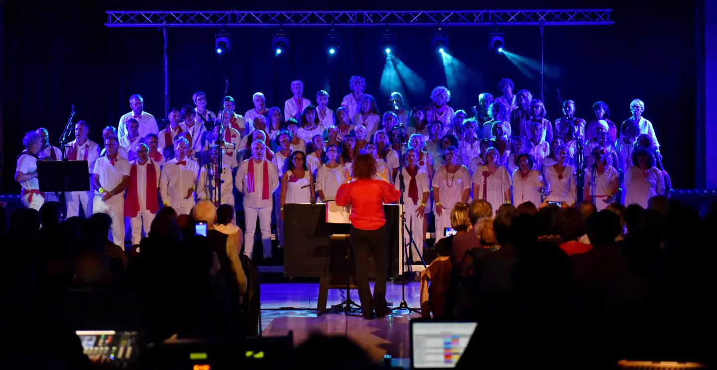 Connaux : 100 Voix chantent pour la Ligue contre le cancer