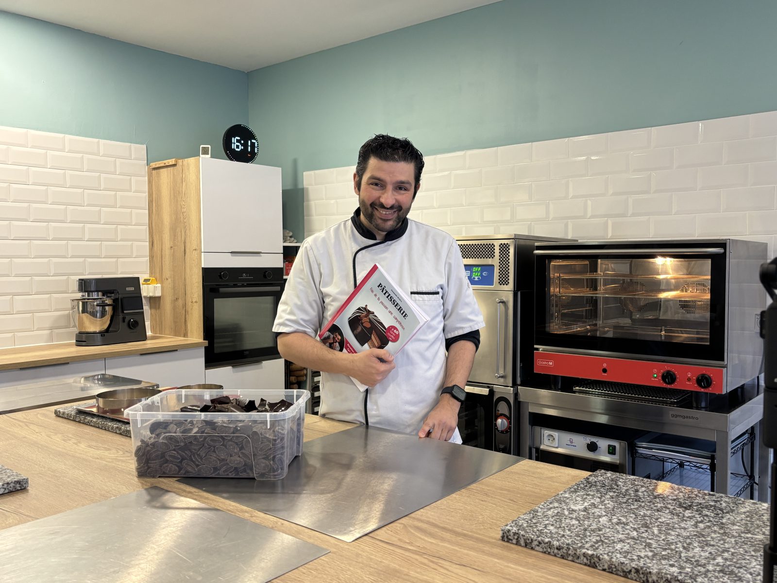 À Bagnols-sur-Cèze, Fernando Maria transmet bien plus que la pâtisserie
