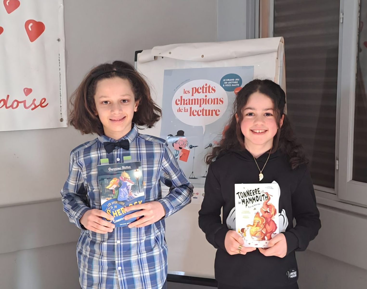 Saint-Laurent-des-Arbres : deux élèves de l’école Charles Odoyer brillent aux Petits Champions de la Lecture