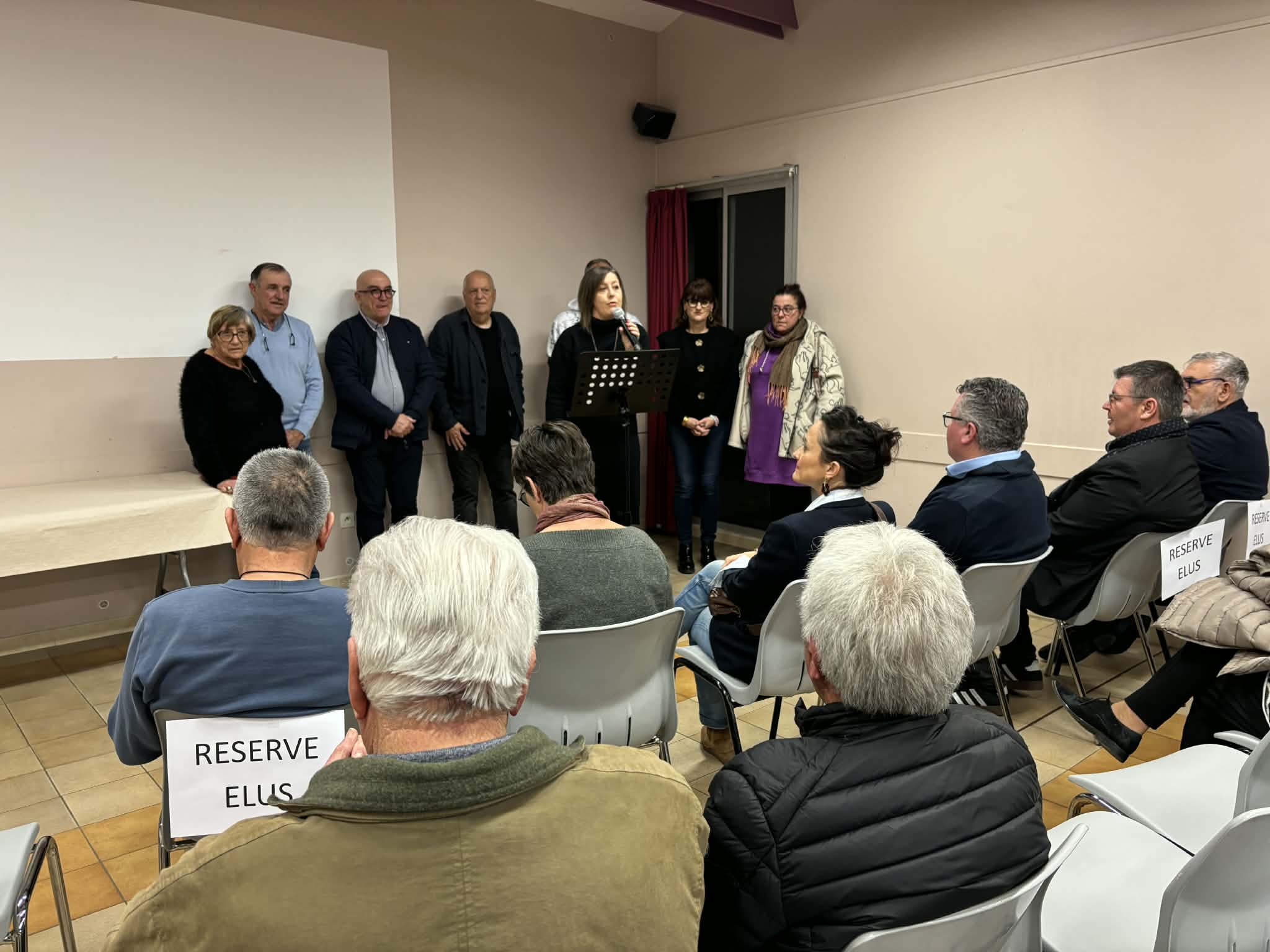 Le Garn : Julie Mercier clôture la traditionnelle période des vœux devant de nombreux habitants