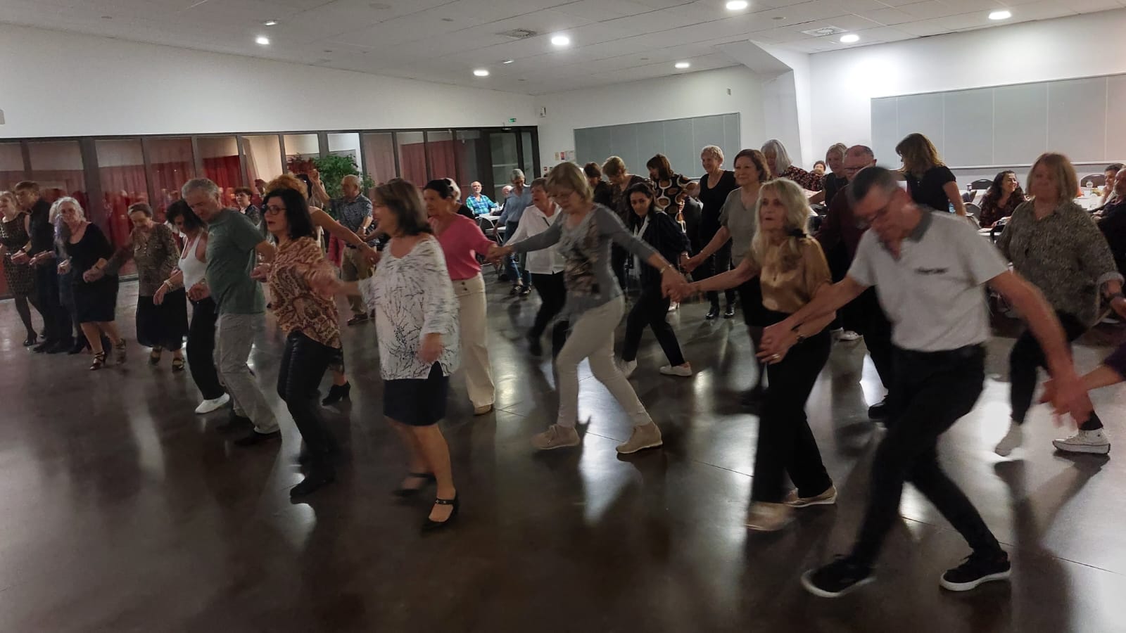 Bagnols-sur-Cèze : belle réussite pour la soirée dansante d’Espace Danse et Sport