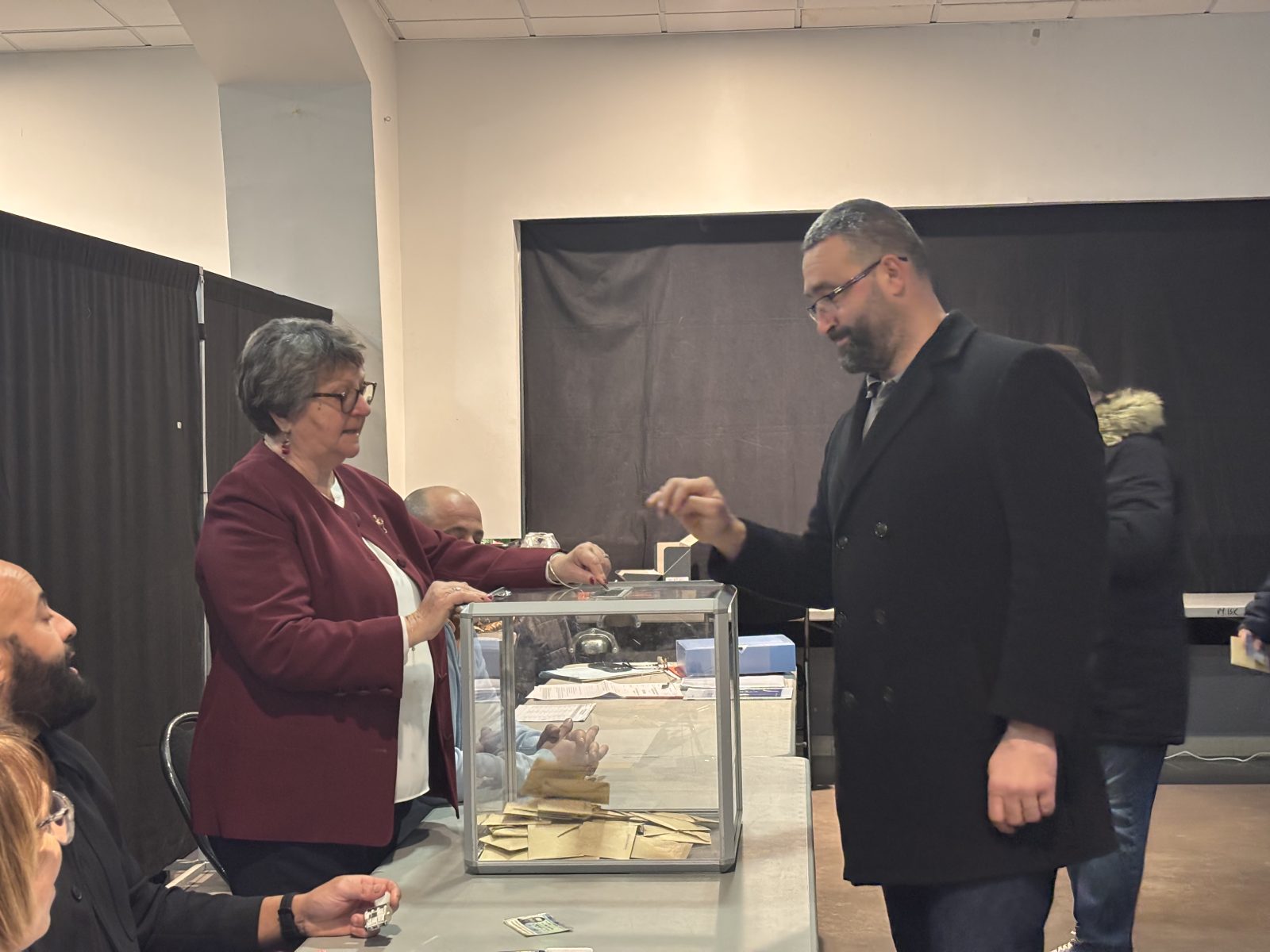 Municipales 2ème Tour – En direct Jérôme Jackel a voté