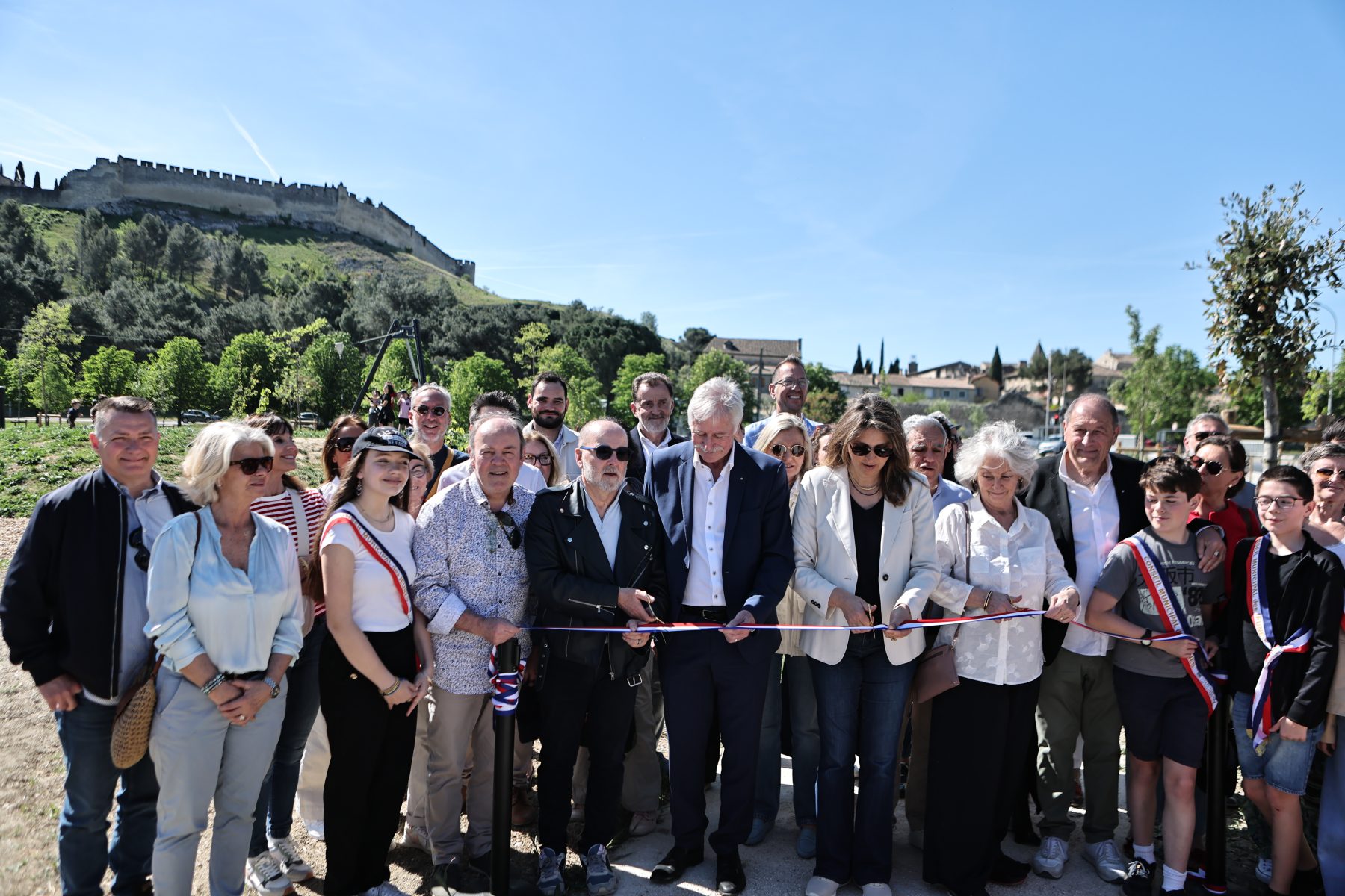 Villeneuve-lez-Avignon : le parc de la Roubine des Chartreux inauguré, un nouvel espace intergénérationnel au cœur de la plaine de l’Abbaye