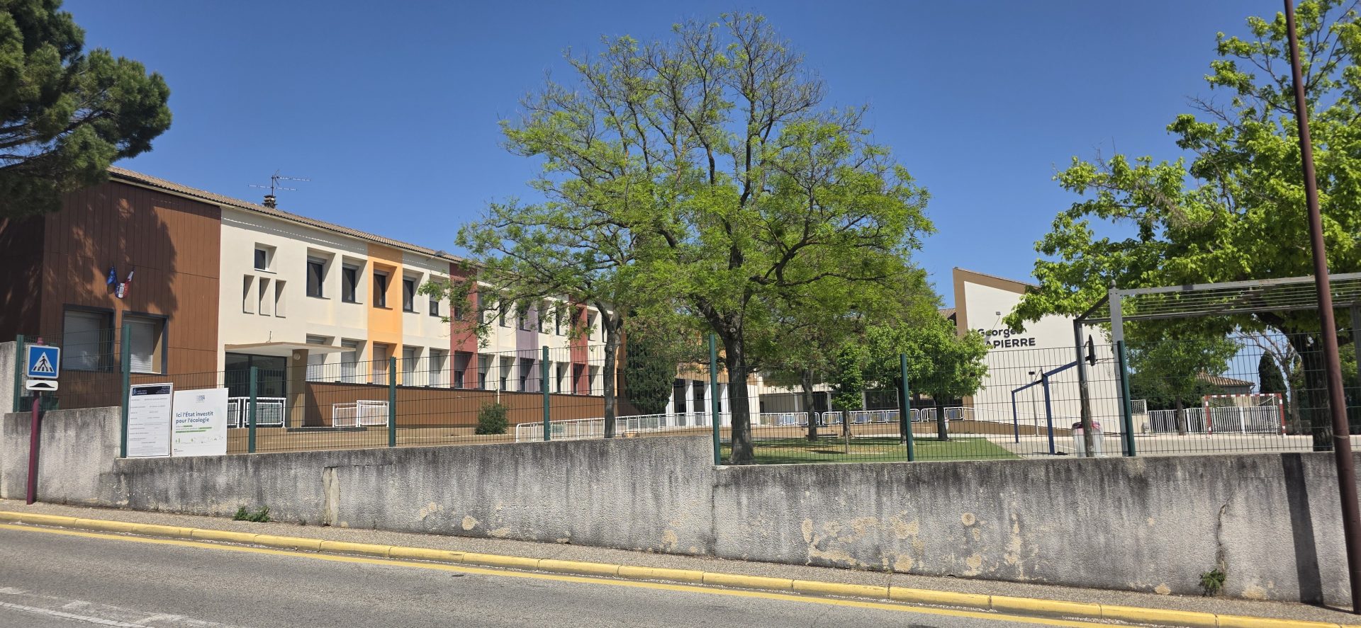 Laudun-l’Ardoise : le maire s’oppose à la fermeture d’une classe à l’école Lapierre